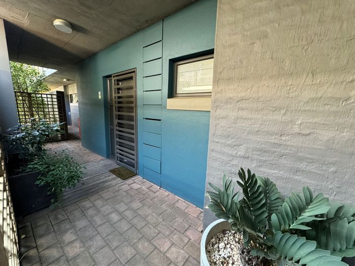 Property #ENT0277935, Townhouse for sale in Menlo Park
