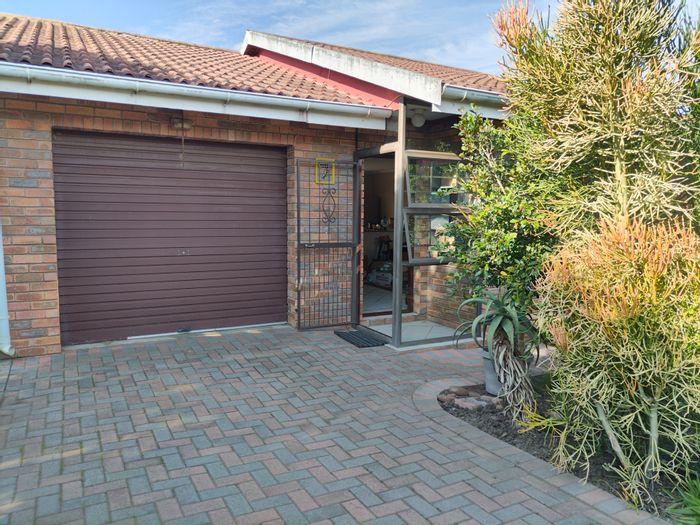 Jeffreys Bay Houses for sale