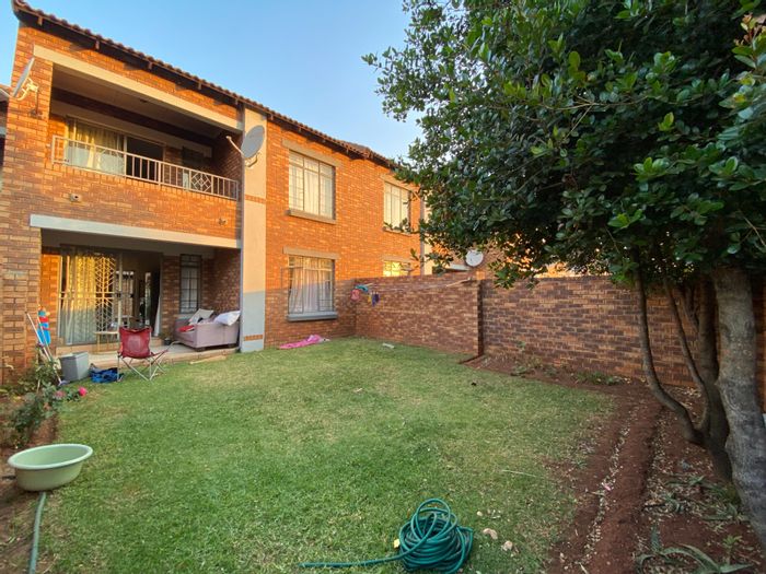 Property #ENT0280992, Apartment for sale in Mooikloof Ridge