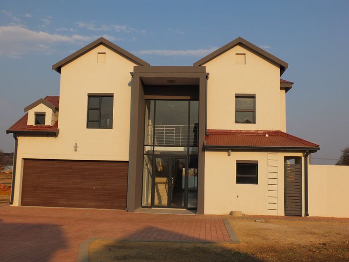 Property #ENT0202490, House for sale in Waterlake Farm Lifestyle Estate