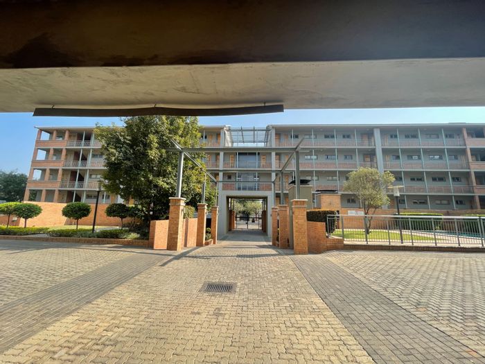 Property #ENT0204716, Apartment for sale in Nieuw Muckleneuk