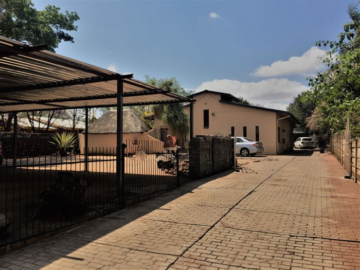 Property #ENT0206410, Retail for sale in Mokopane