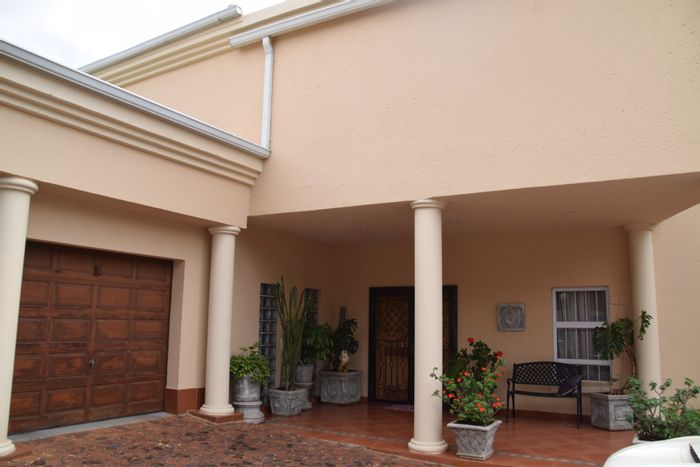 Property #ENT0206926, House for sale in Raslouw