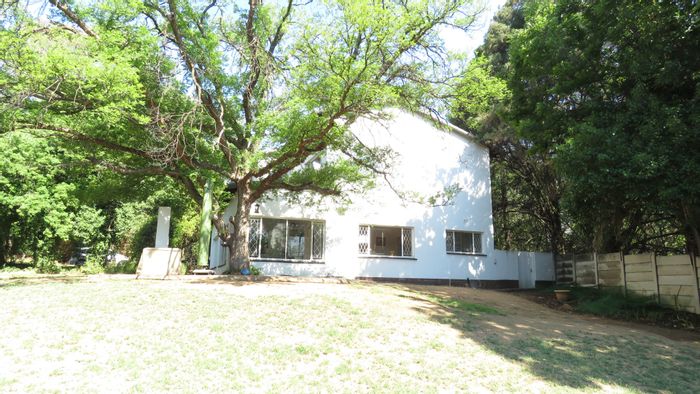 Property #ENT0207506, House for sale in Rivonia