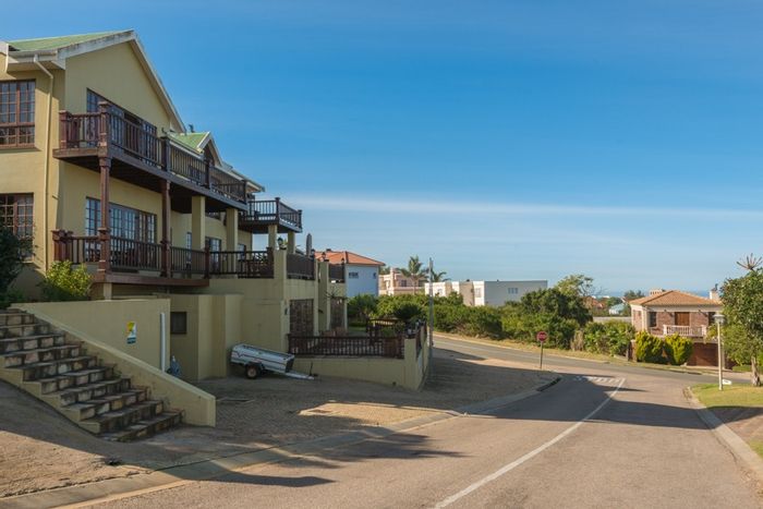 Property #ENT0207897, House sold in Outeniqua Strand