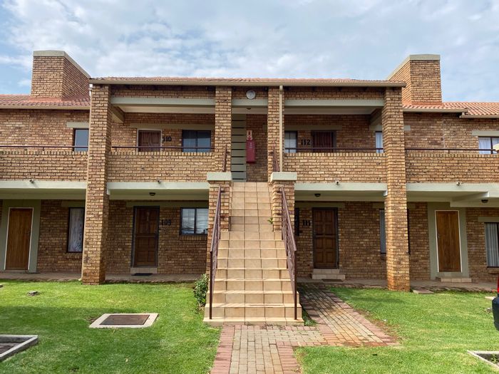 Property #ENT0213490, Apartment for sale in Mooikloof Ridge