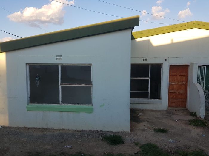 Property #ENT0215845, Apartment for sale in Bloubosrand