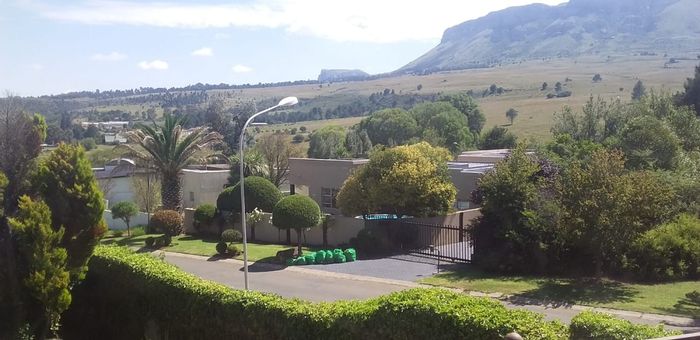 Property #ENT0217476, Townhouse for sale in Bergsig