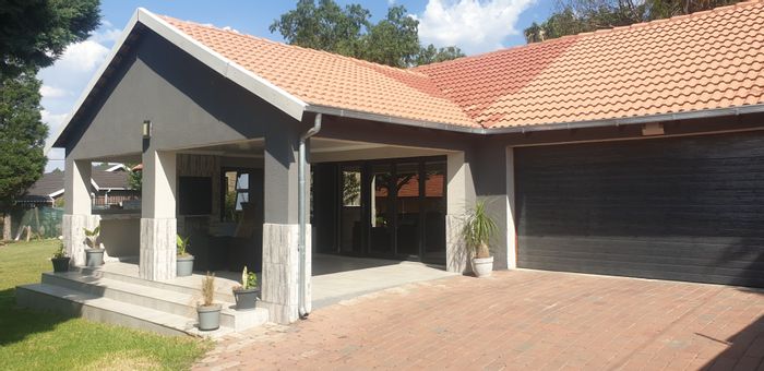 Property #ENT0218032, House rental monthly in Bloubosrand