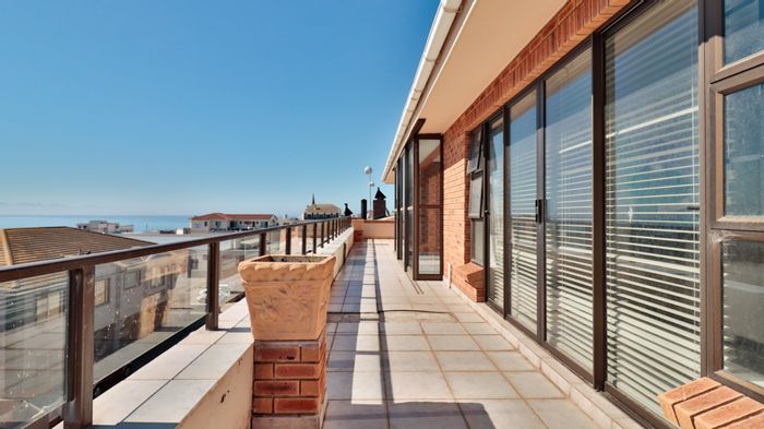 Property #ENT0221330, Apartment for sale in Mossel Bay Central