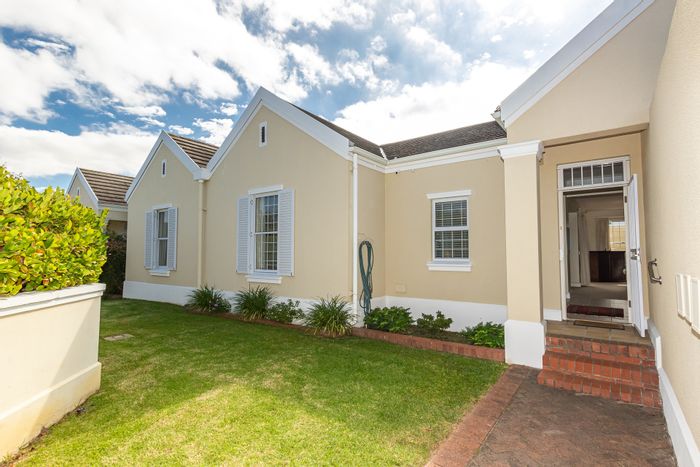 Property #ENT0221686, House pending sale in Constantia