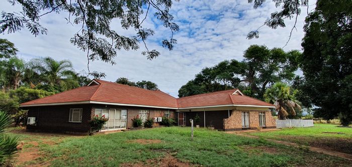 Property #ENT0222008, Farm for sale in Modimolle Rural