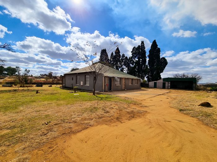 Property #ENT0226881, Small Holding for sale in Putfontein