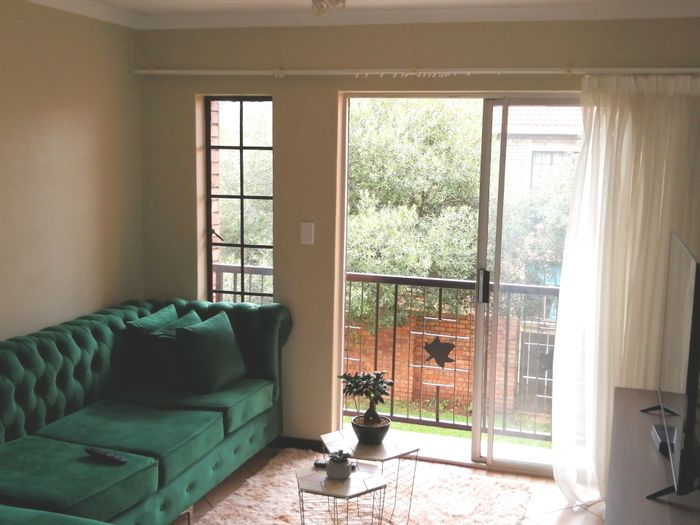 Property #ENT0227618, Apartment sold in Highveld
