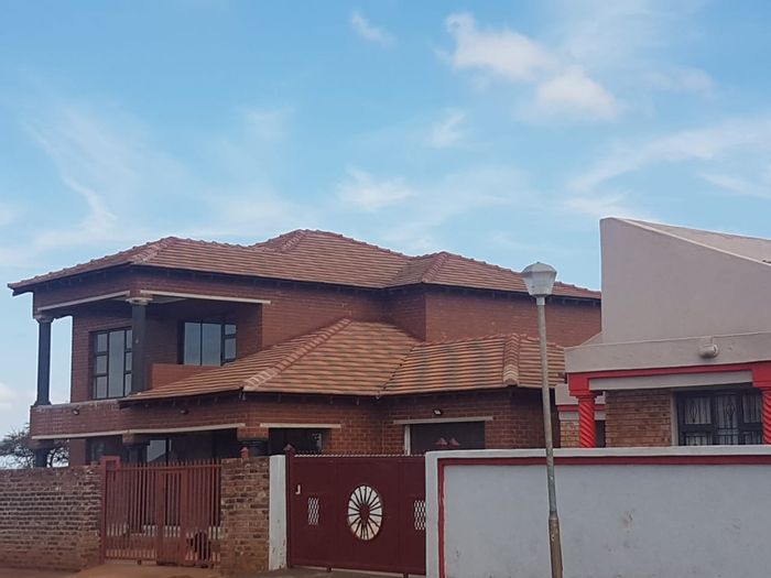 Property #ENT0230645, House for sale in Lebowakgomo Zone P