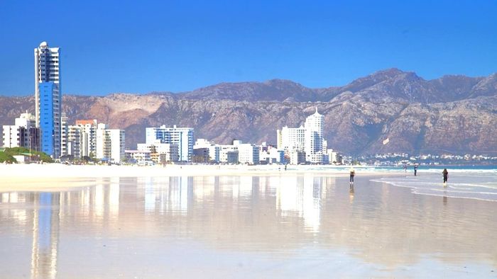 Property #ENT0232656, Apartment for sale in Strand North