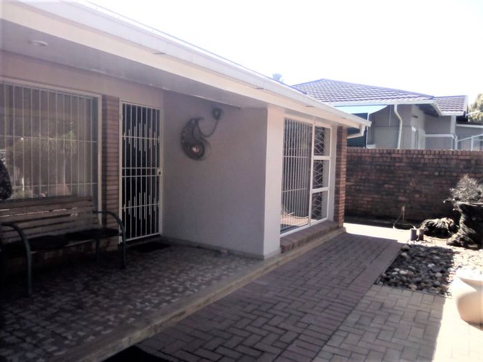 Property #ENT0233307, House for sale in Dalview