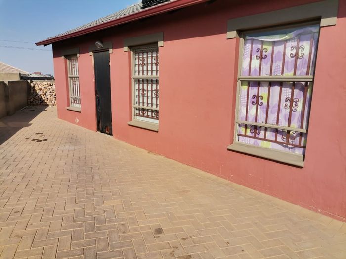 Property #ENT0233618, House for sale in Selcourt