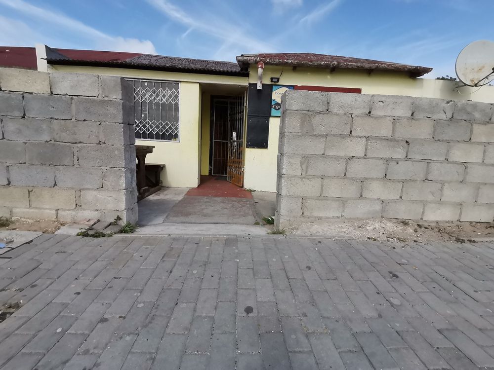 Renovated House For Sale, Holland Park Prime Location & Stunning