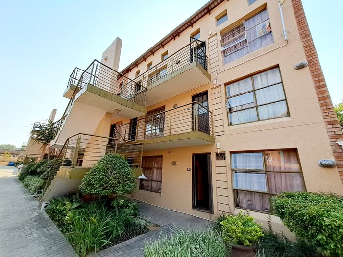 Property #ENT0233737, Apartment for sale in West Acres Ext 24