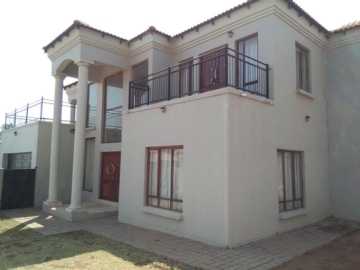 Property #ENT0234678, House sold in Magaliesberg Country Estate