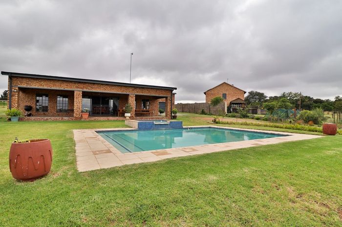 Property #ENT0235004, House for sale in Mnandi