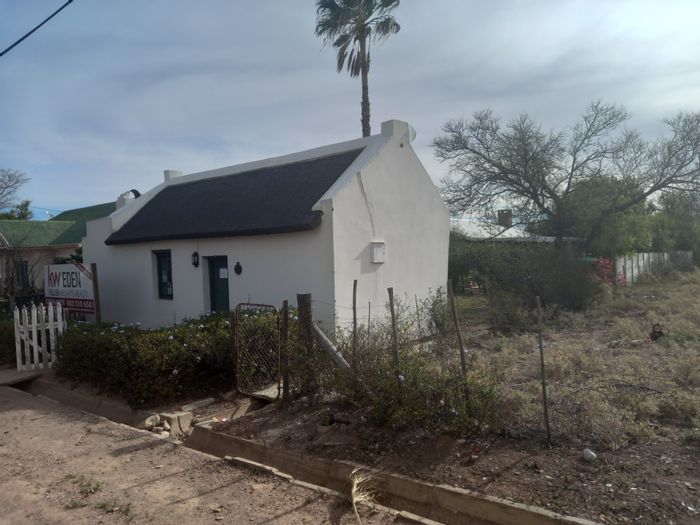 Property #ENT0235019, Office for sale in Ladismith