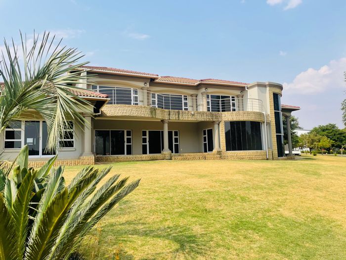 Property #ENT0235217, House for sale in Ebotse Golf Estate