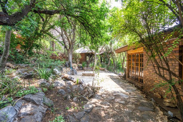 Property #ENT0235769, Farm for sale in Lanseria