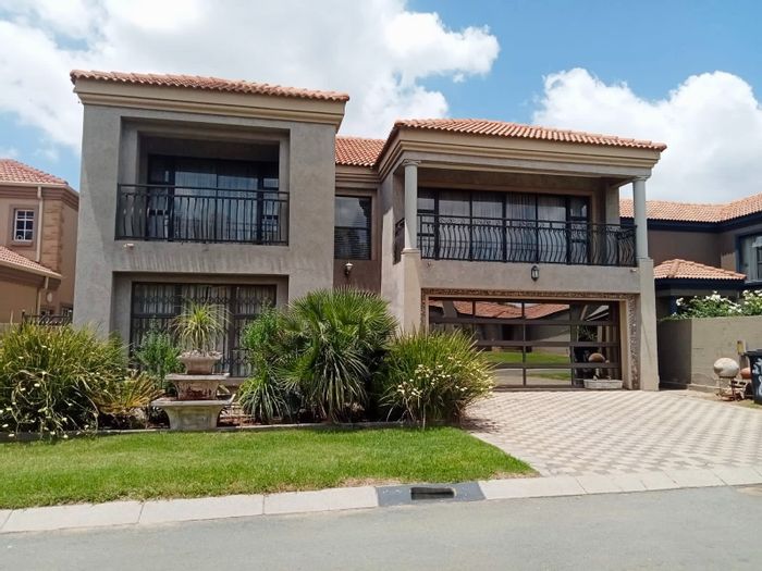 Property #ENT0237070, House for sale in Brakpan North