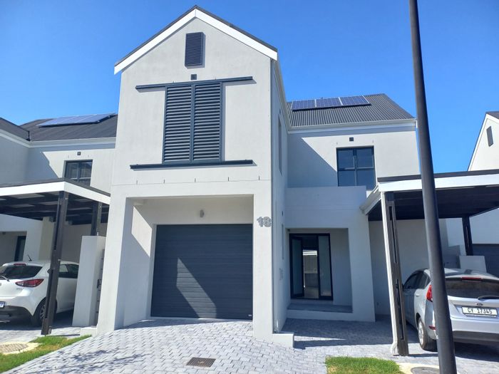 Property #ENT0237892, House rental monthly in Acorn Creek Lifestyle Estate