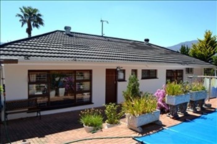 Property #ENT0238350, House sold in Villiersdorp