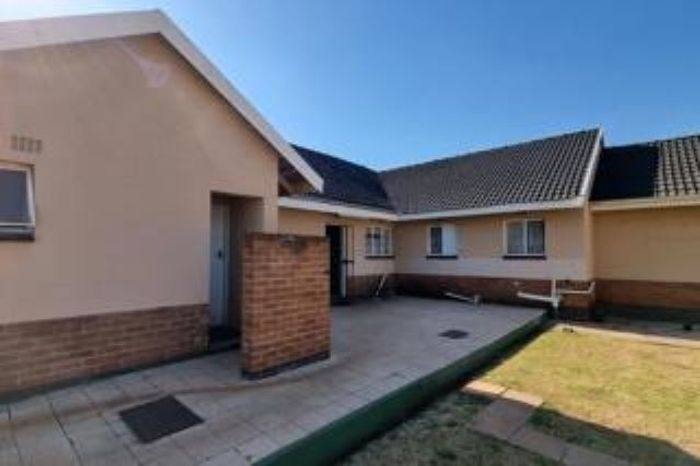Property #ENT0239683, House sold in Meyerton South