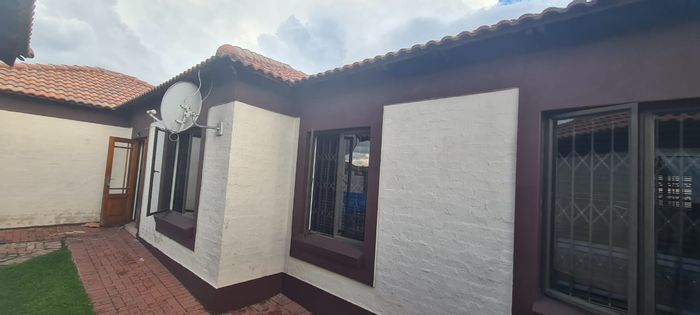 Property #ENT0239740, House for sale in Secunda