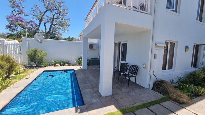 Property #ENT0239765, Townhouse for sale in Stellenbosch Central