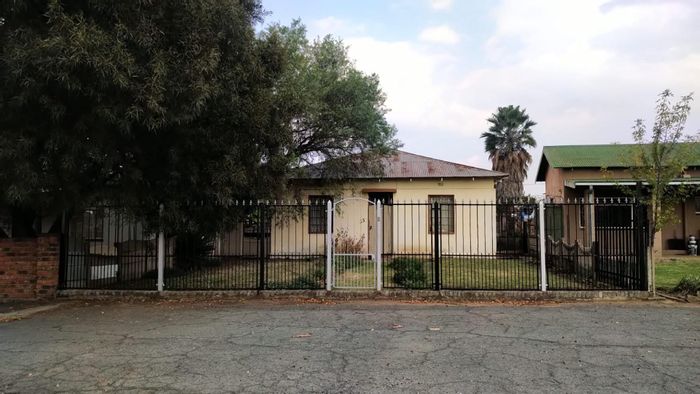 Property #ENT9001614, House for sale in Grootvlei