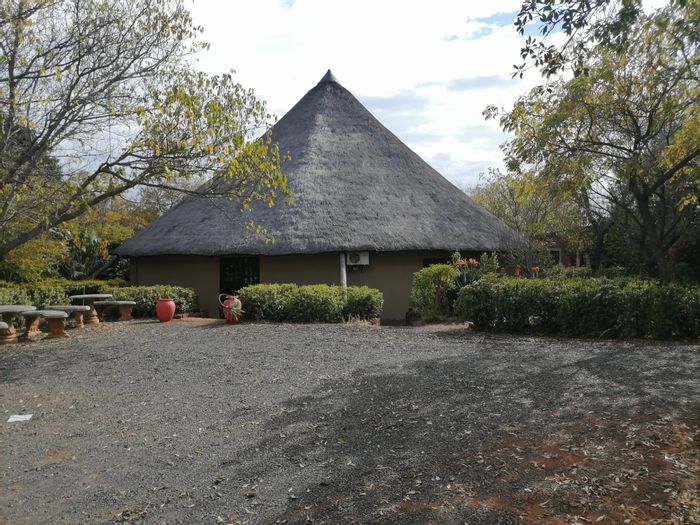 Property #ENT9002423, Small Holding for sale in Hartbeespoort Rural