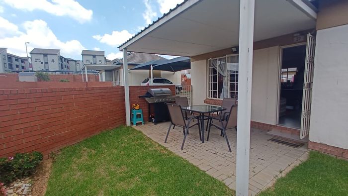 Property #LH-100609, Townhouse for sale in The Reeds