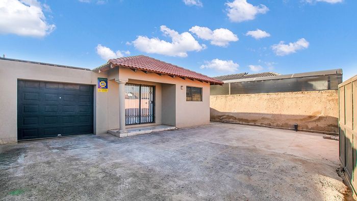 Property #LH-149988, House for sale in Protea Glen