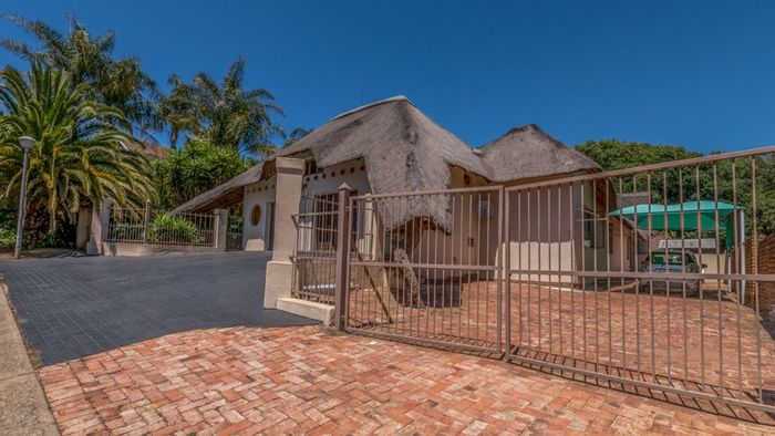 Property #LH-142816, House for sale in Zwartkop