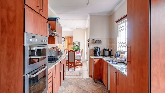 Property #LH-143281, House for sale in Heuweloord