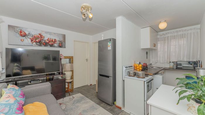 Property #LH-154936, Apartment for sale in Eden Glen