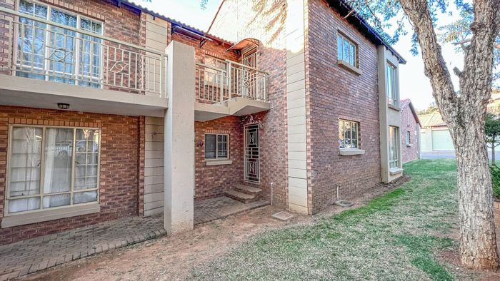 Property #LH-155944, Apartment for sale in Mooikloof