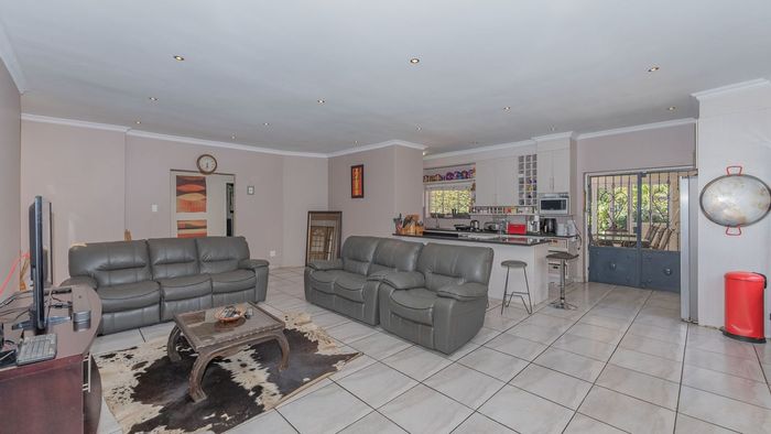 Property #LH-157775, House sold in Hurlyvale