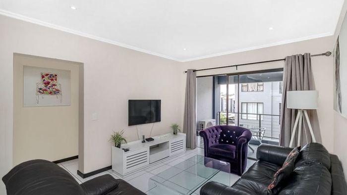 Stylish 2-Bed Apartment For Sale in Lone Hill Oasis