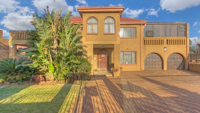 Property #LH-164105, House for sale in Lenasia