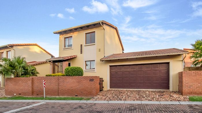 Property #LH-165753, Townhouse for sale in Ruimsig