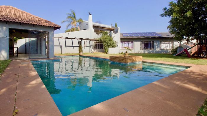Property #LH-166470, House for sale in Zwartkop