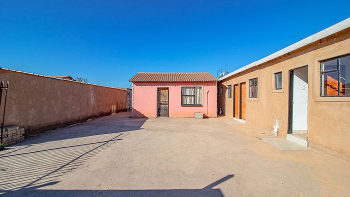 Property #LH-167212, House for sale in Soshanguve Ext