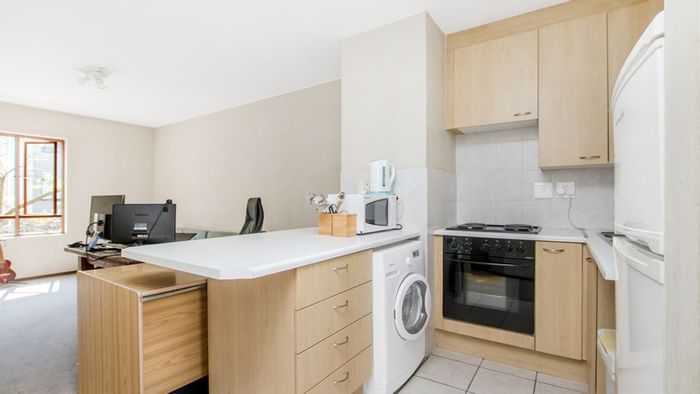 Property #LH-168315, Apartment for sale in Epsom Downs